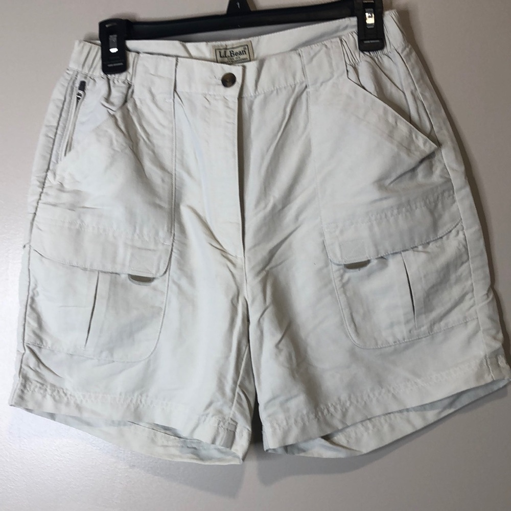 L.L. Bean women’s tan shorts gently used size S